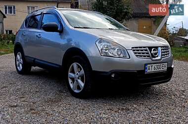 Nissan Qashqai  2010