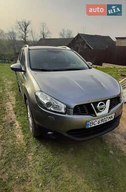 Nissan Qashqai 2012
