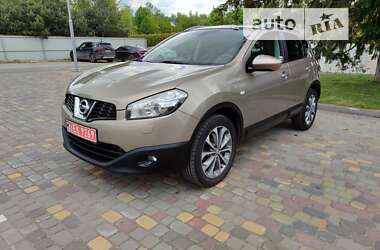 Nissan Qashqai  2010