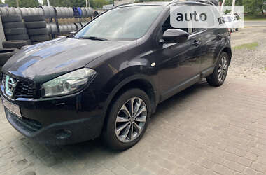 Nissan Qashqai  2010