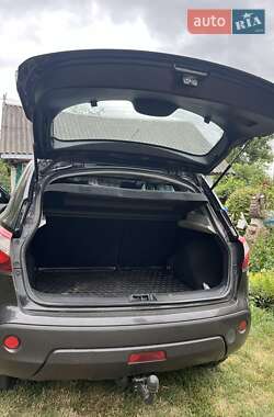 Nissan Qashqai  2011