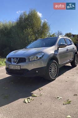 Nissan Qashqai  2012