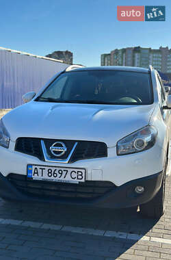Nissan Qashqai  2012