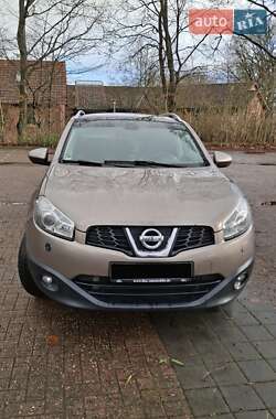 Nissan Qashqai  2011