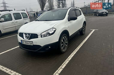 Nissan Qashqai  2013