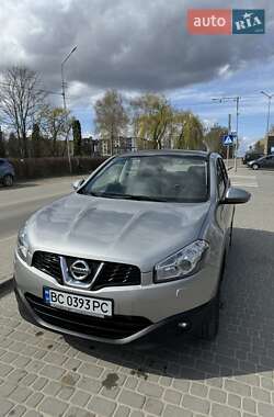 Nissan Qashqai 2012