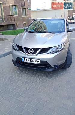 Nissan Qashqai  2014