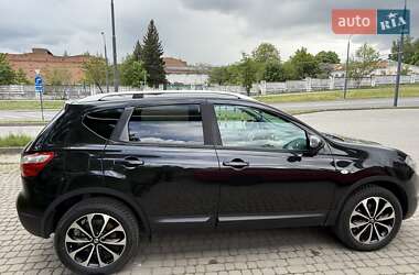 Nissan Qashqai  2012