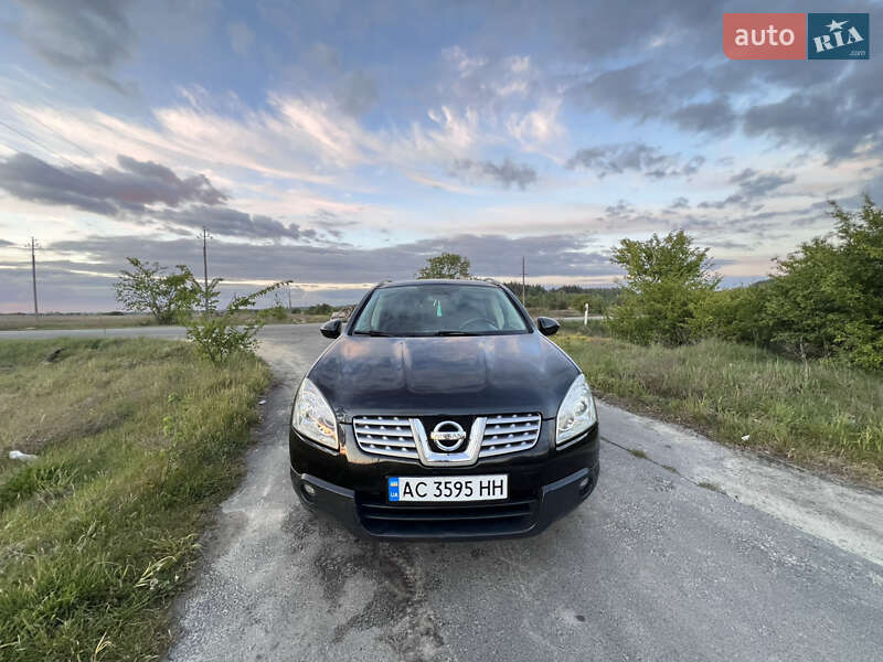 Внедорожник / Кроссовер Nissan Qashqai