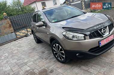 Nissan Qashqai  2012