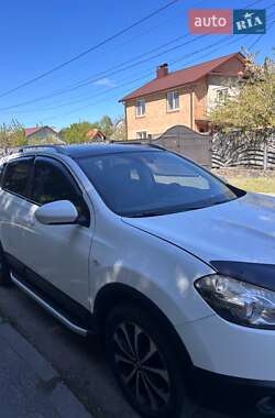 Nissan Qashqai  2013