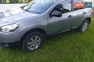 Nissan Qashqai  2011