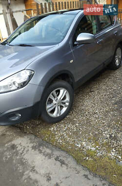 Nissan Qashqai  2011