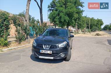 Nissan Qashqai  2011