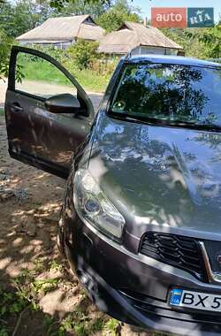 Nissan Qashqai  2011