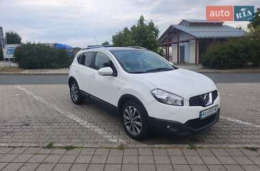 Nissan Qashqai  2012