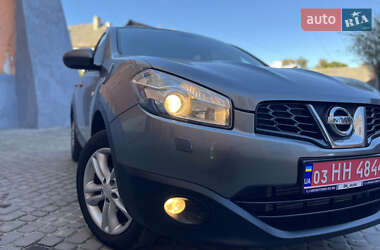 Nissan Qashqai  2012