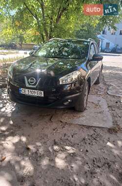 Nissan Qashqai  2010