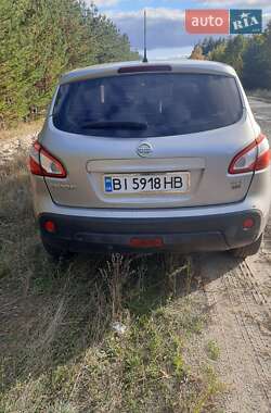 Nissan Qashqai  2012