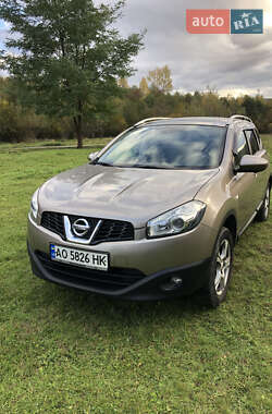 Nissan Qashqai  2012