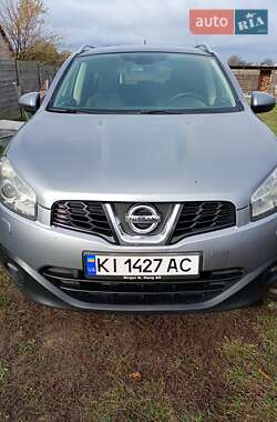 Nissan Qashqai  2010