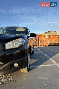 Nissan Qashqai  2011