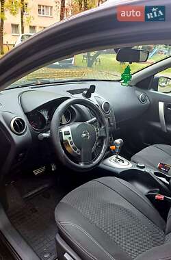 Nissan Qashqai  2012