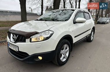 Nissan Qashqai  2013