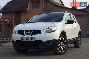 Nissan Qashqai  2013