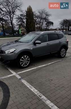 Nissan Qashqai  2012