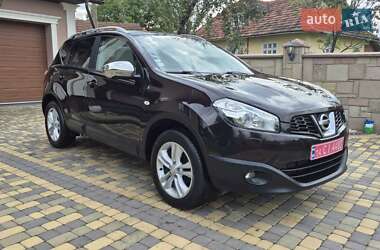 Nissan Qashqai  2010