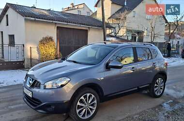 Nissan Qashqai  2010