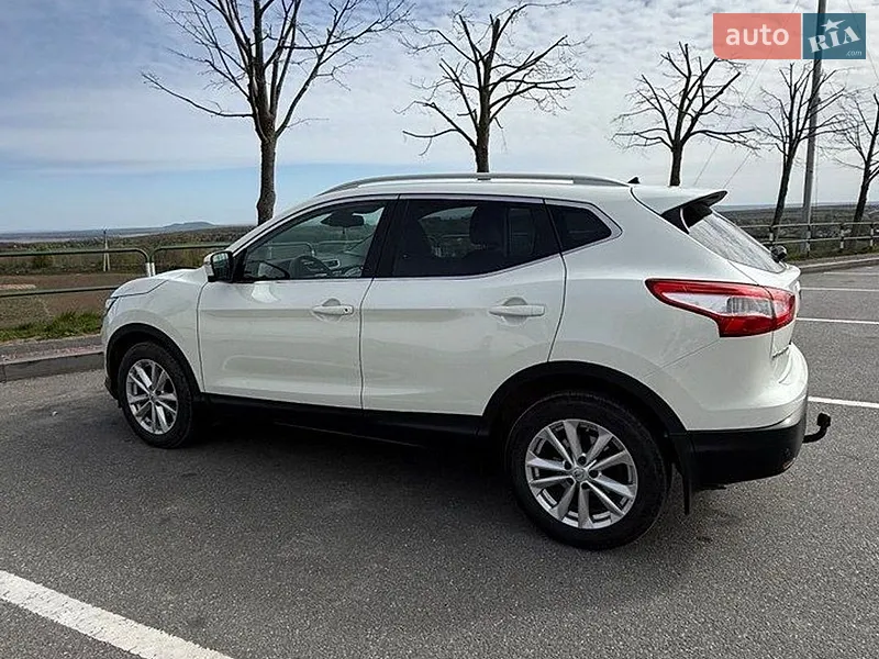 Nissan Qashqai 2015