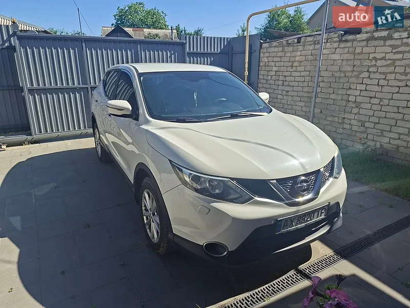 Nissan Qashqai 2015