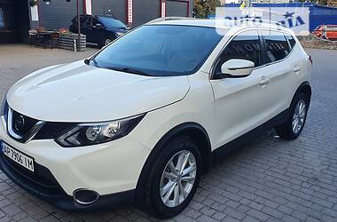 Nissan Rogue Sport SV 4 AWD 2018