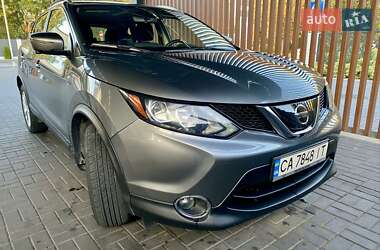 Nissan Rogue Sport  2018