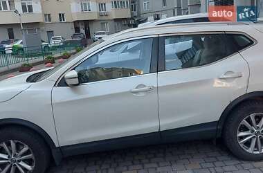 Nissan Rogue Sport  2019