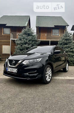 Nissan Rogue Sport  2020