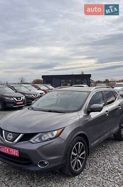 Nissan Rogue Sport  2019