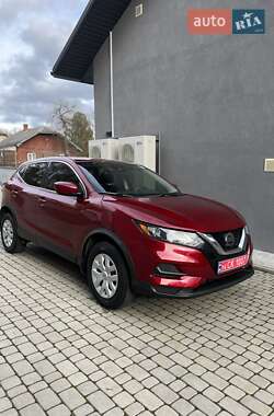 Nissan Rogue Sport  2020