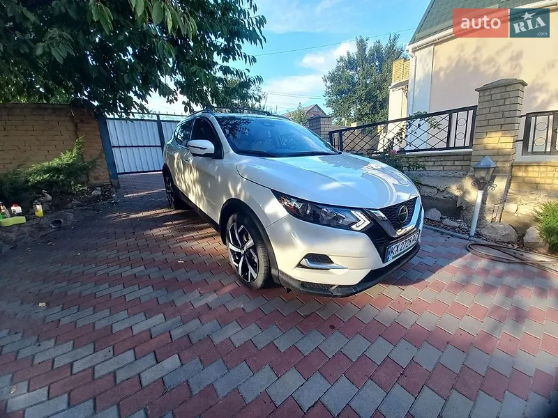 Nissan Rogue Sport 2021