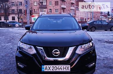 Nissan Rogue SV Premium AWD  2016