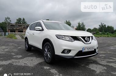 Nissan Rogue  2015