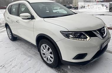 Nissan Rogue SV 2014