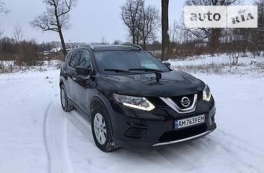 Nissan Rogue SV  MAXIMAL  2016