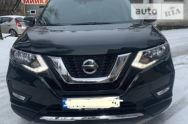 Nissan Rogue  2019