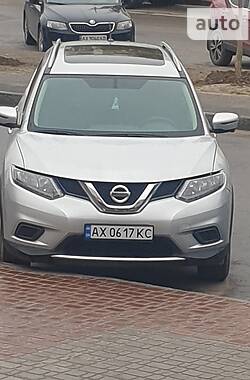 Nissan Rogue  2016