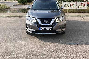 Nissan Rogue SV  2019