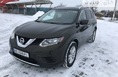 Nissan Rogue  2016