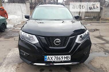 Nissan Rogue SV awd 2017